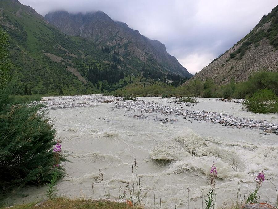 River Ala-Archa, Kyrgyzstan - panoramio