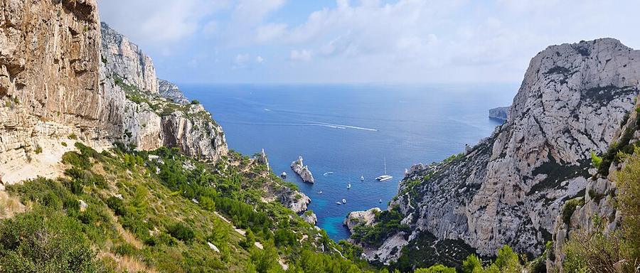 Panorama-Calanque de Sugiton