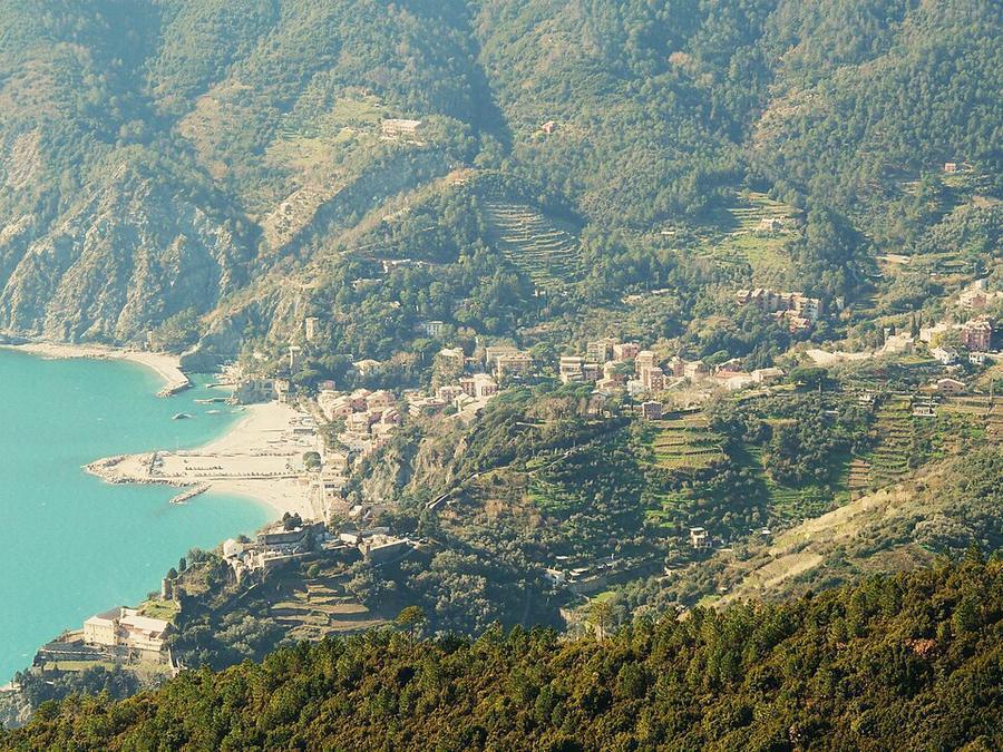 Monterosso al Mare-panorama-paese