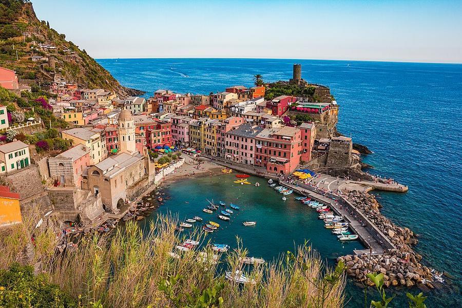 Vernazza and the sea, Cinque Terre, Italy