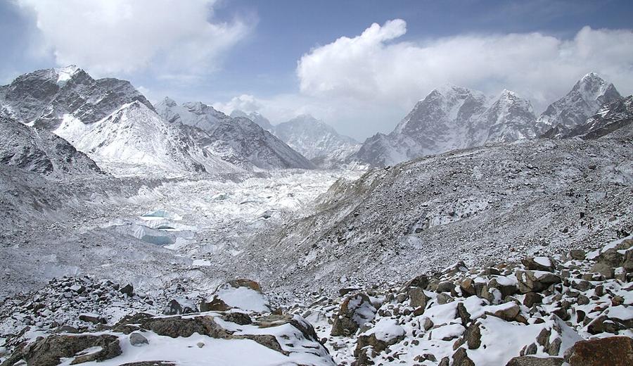 View near Gorak Shep