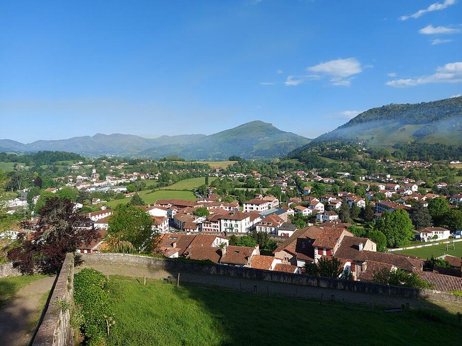 Panorama Donibane Garazi