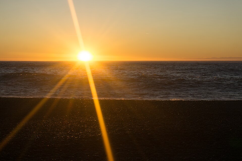 Sunset over North Pacific Ocean, Black Sands Beach, Shelter Cove, California