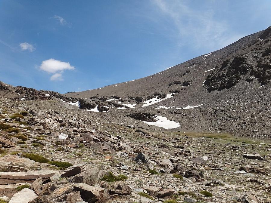 Day - Refugio de Poqueira to Refugio de la Carihuela - panoramio