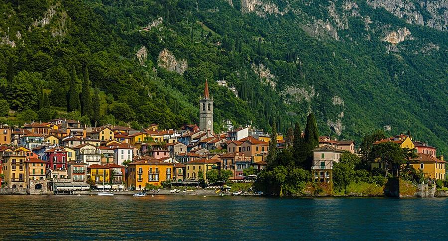 Varenna skyline from ferry